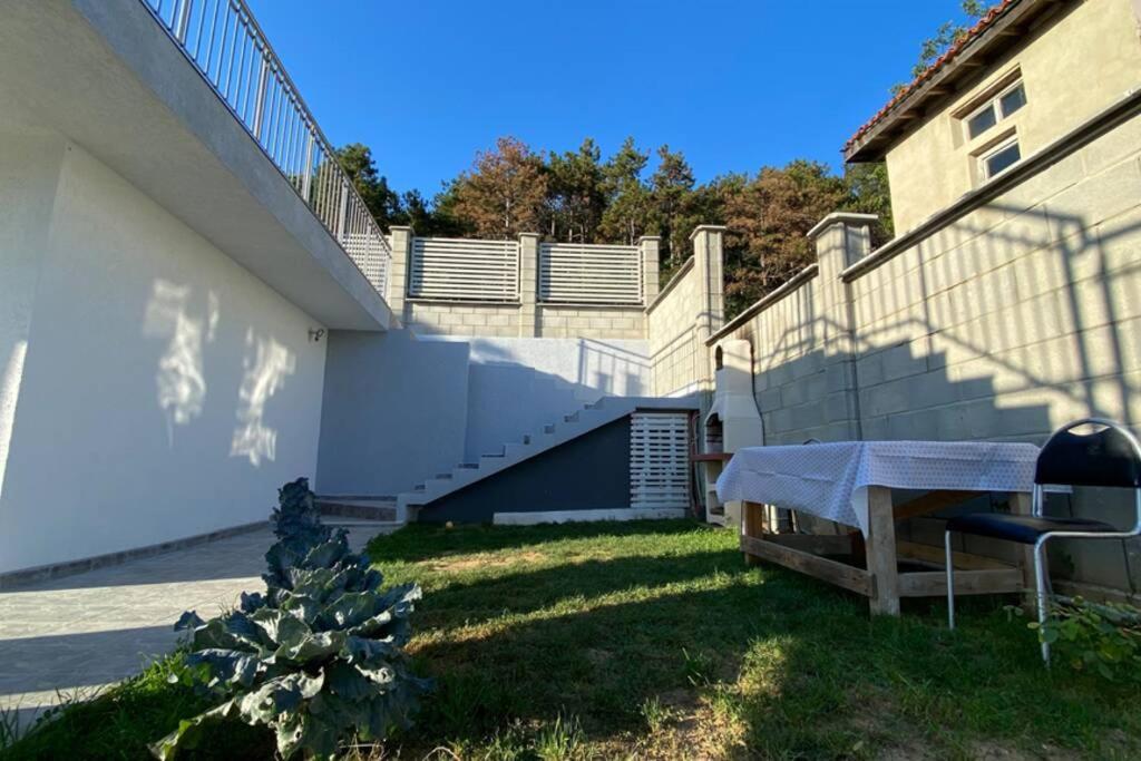 Lola Seaview Guest House. Уютный Домик В Варне Warna Exterior foto