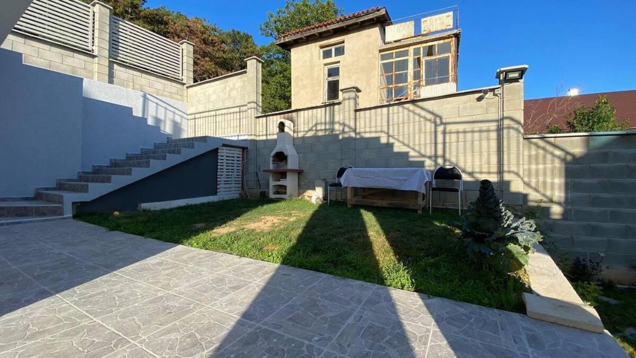Lola Seaview Guest House. Уютный Домик В Варне Warna Exterior foto